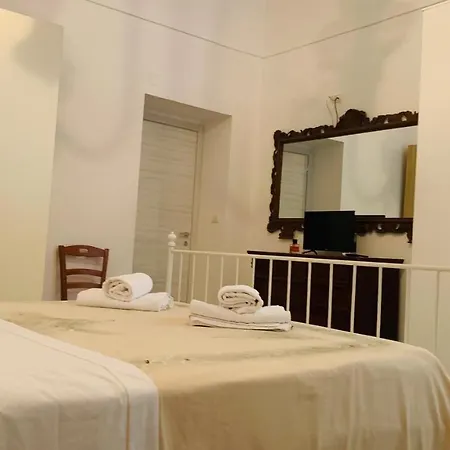 Colombo E