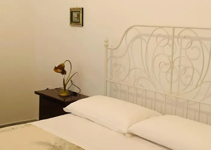 Colombo E Daire Vieste